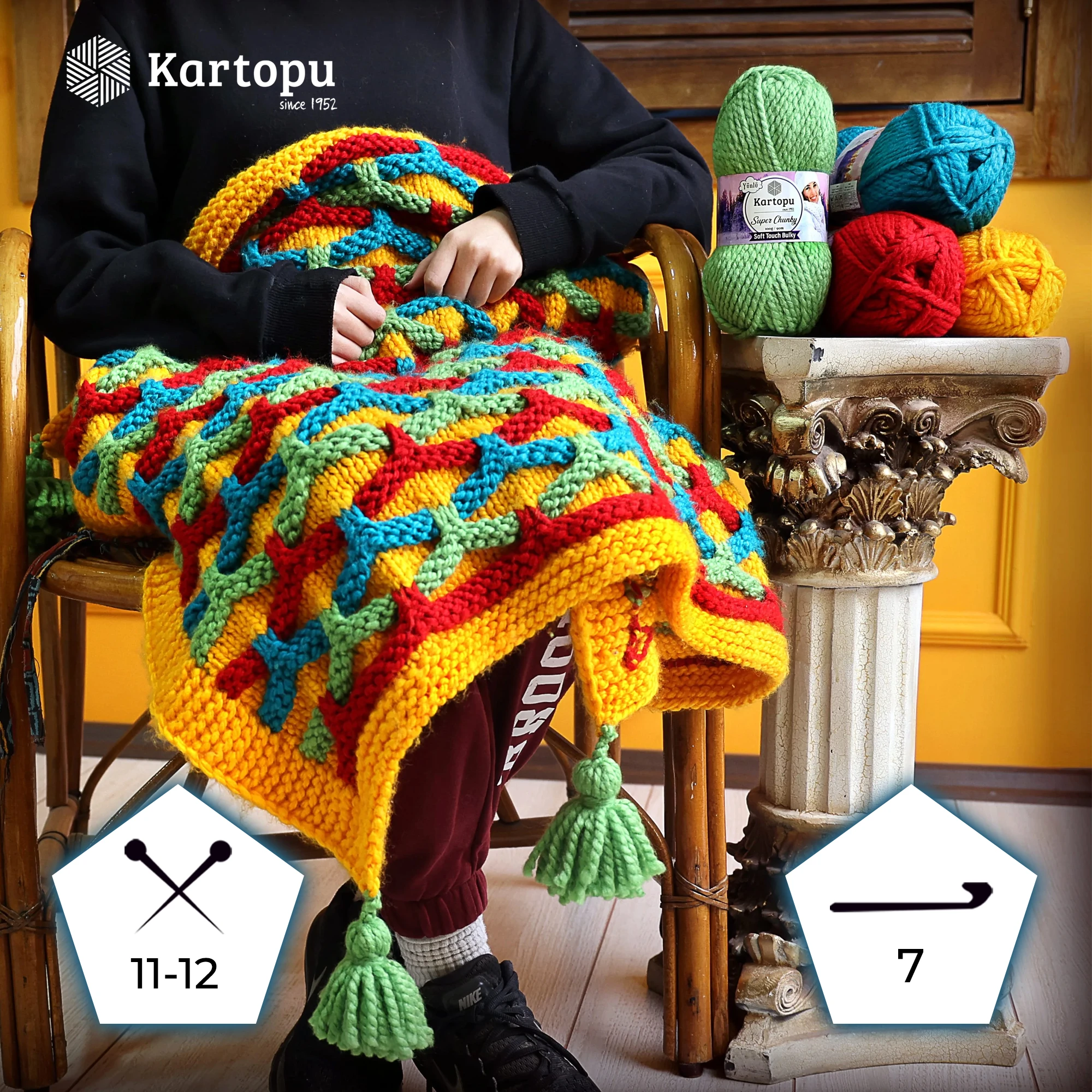 Kartopu K510 Super Chunky Yarn â€“ 100g, 90m, Teal | Soft Wool-Blend for Scarves, Berets & Cardigans
